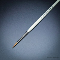 Artis Opus S Series S3 basecoating and glazing brush on black background