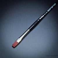 da Vinci TOP-ACRYL 4220 Flat Brush (Size 6) on black background, perfect for broad strokes and even coverage in acrylic and oil painting