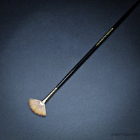Rosemary & Co Eclipse Fan – Professional Synthetic Mongoose Fan Brushes