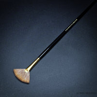 Rosemary & Co Eclipse Fan – Professional Synthetic Mongoose Fan Brushes