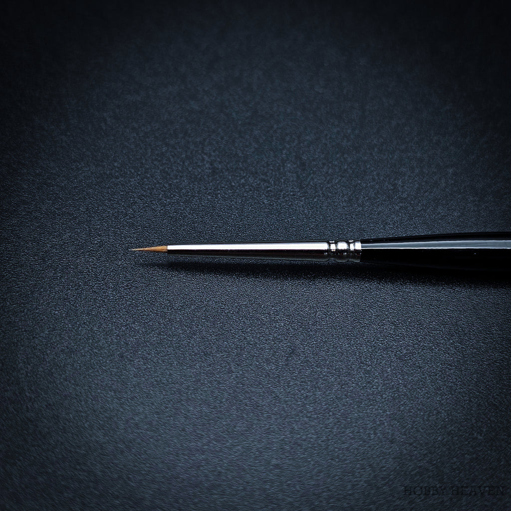 Raphael Series 8400 — Kolinsky Sable Round
