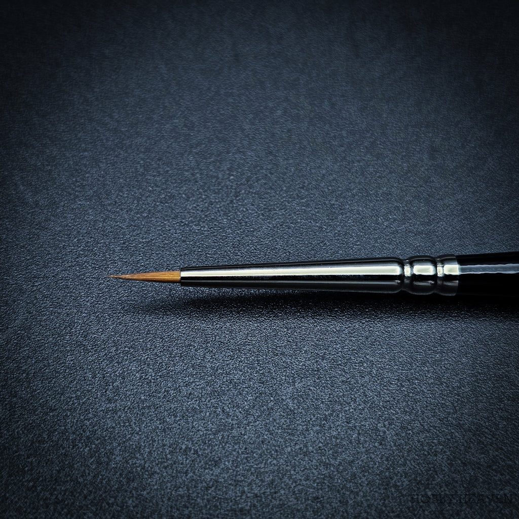 Raphael Series 8402 — Kolinsky Sable Round
