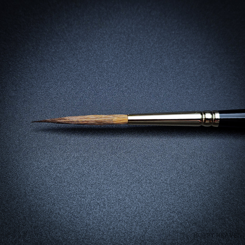 Raphael Series 8802 — Kolinsky Sable Rigger/Liner