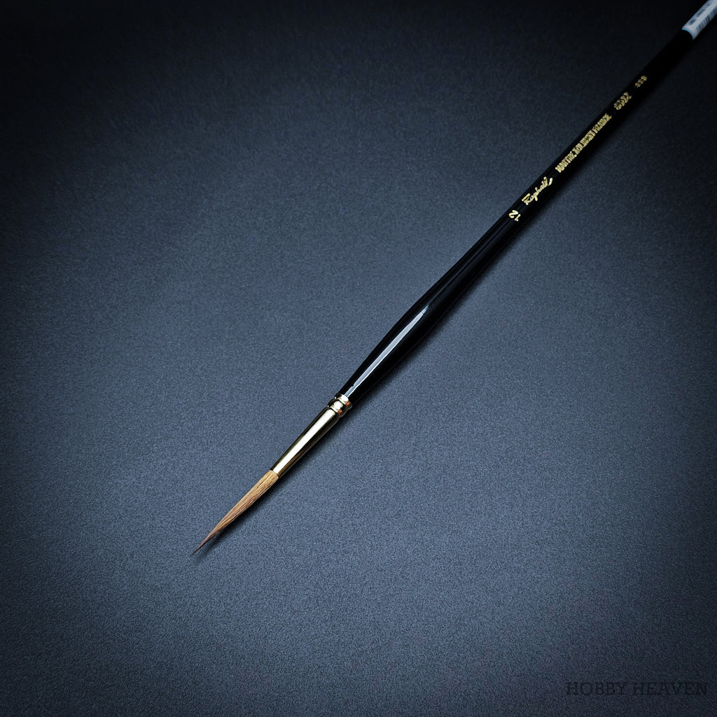 Raphael Series 8802 — Kolinsky Sable Rigger/Liner