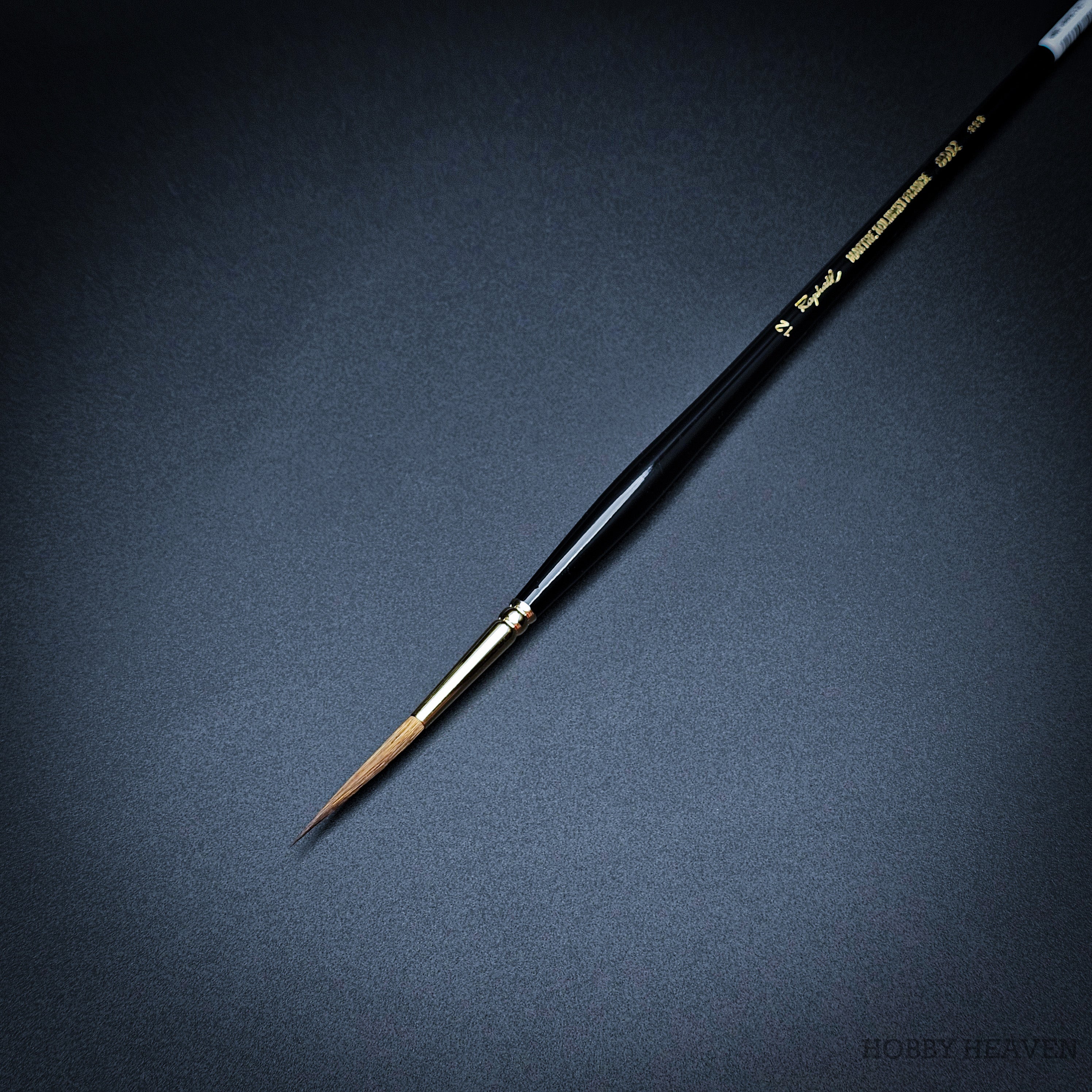 Raphael Series 8802 — Kolinsky Sable Rigger/Liner