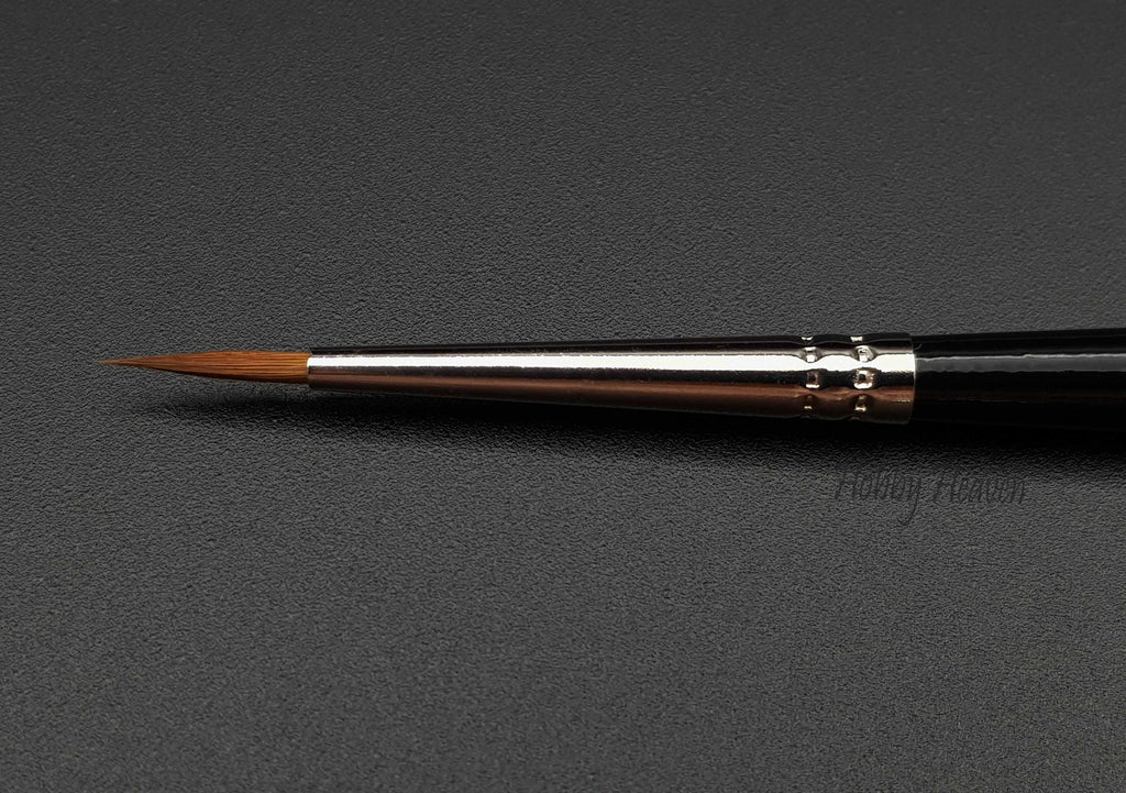 Rosemary & Co Series 22 — Kolinsky Sable Round