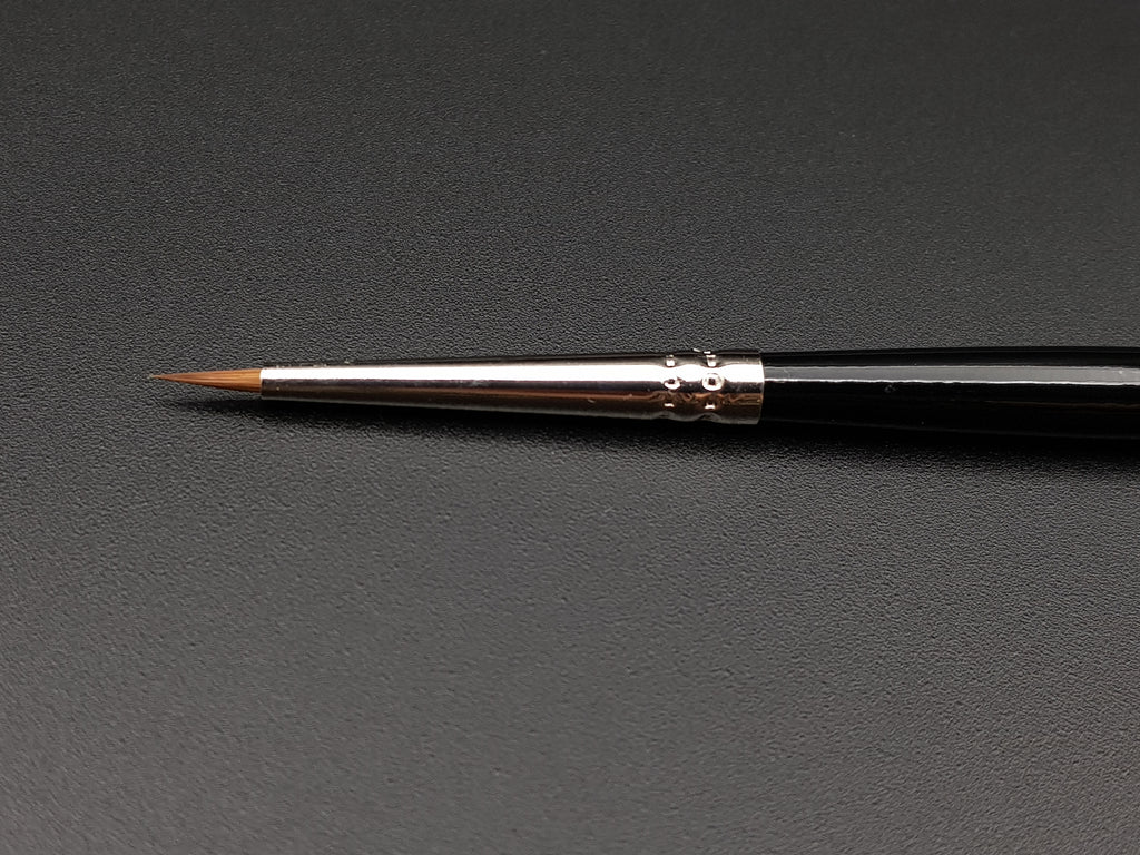Rosemary & Co Series 323 — Kolinsky Sable Spotter