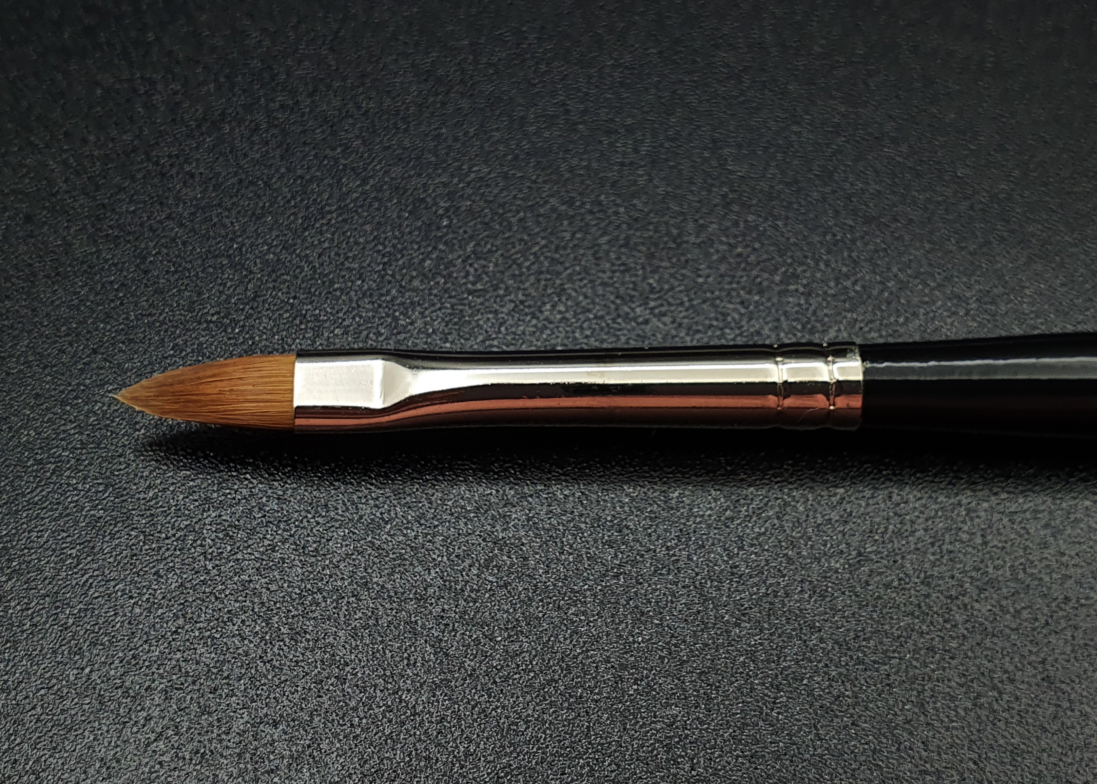 Rosemary & Co Series 66 — Kolinsky Sable Filbert