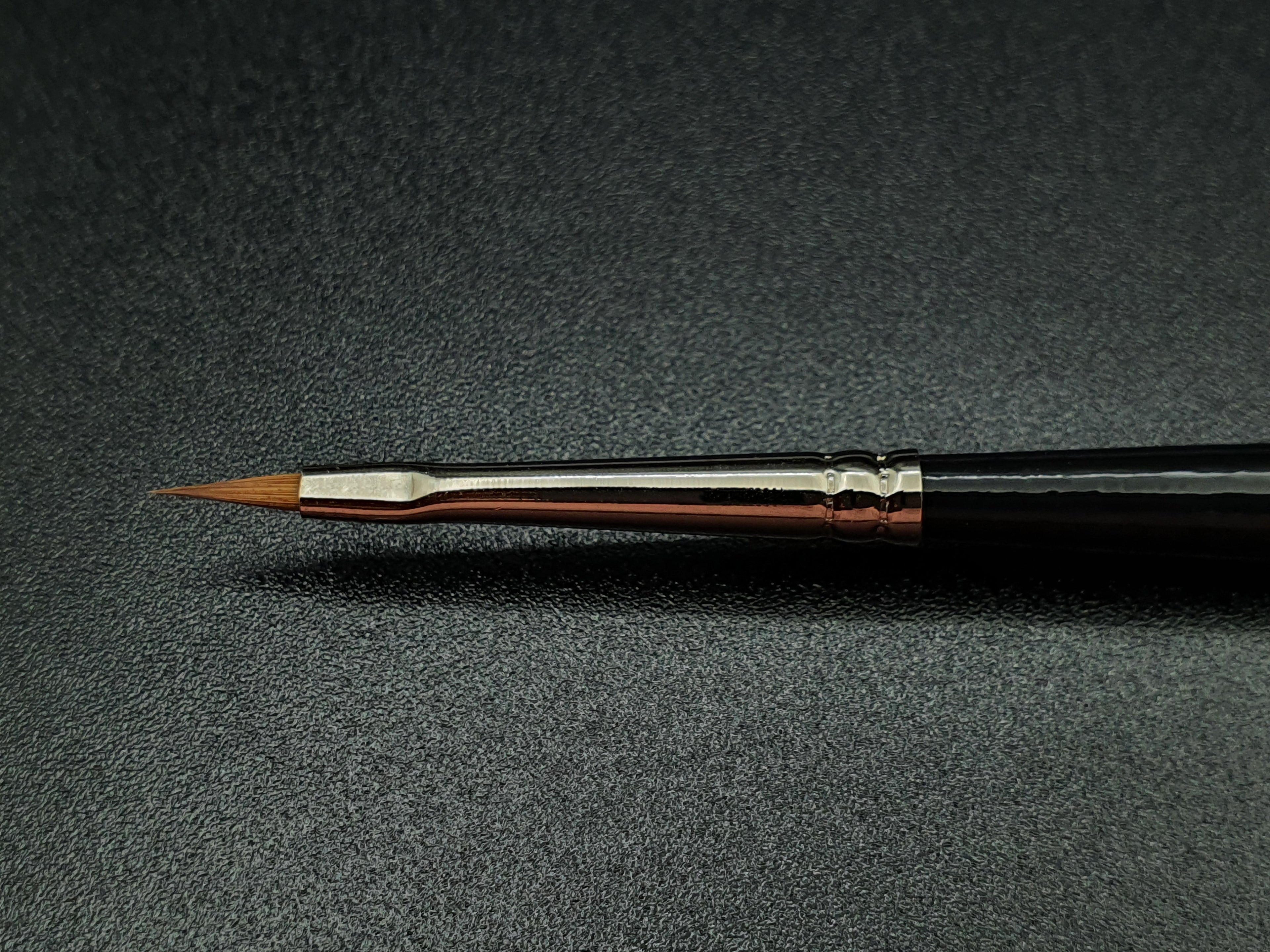 Rosemary & Co Series 66 — Kolinsky Sable Filbert
