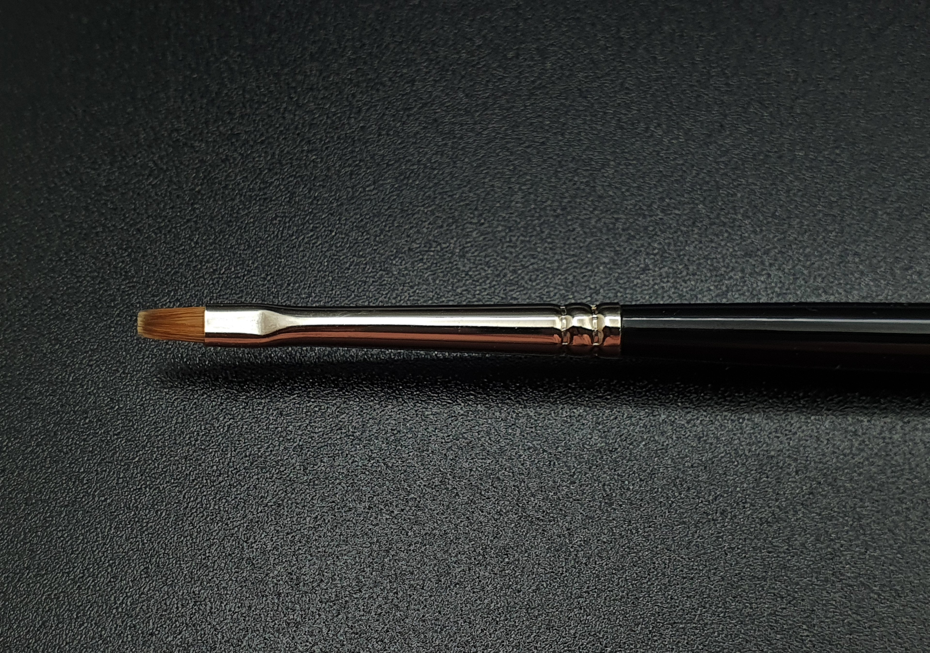 Rosemary & Co Series 56 — Kolinsky Sable Flat