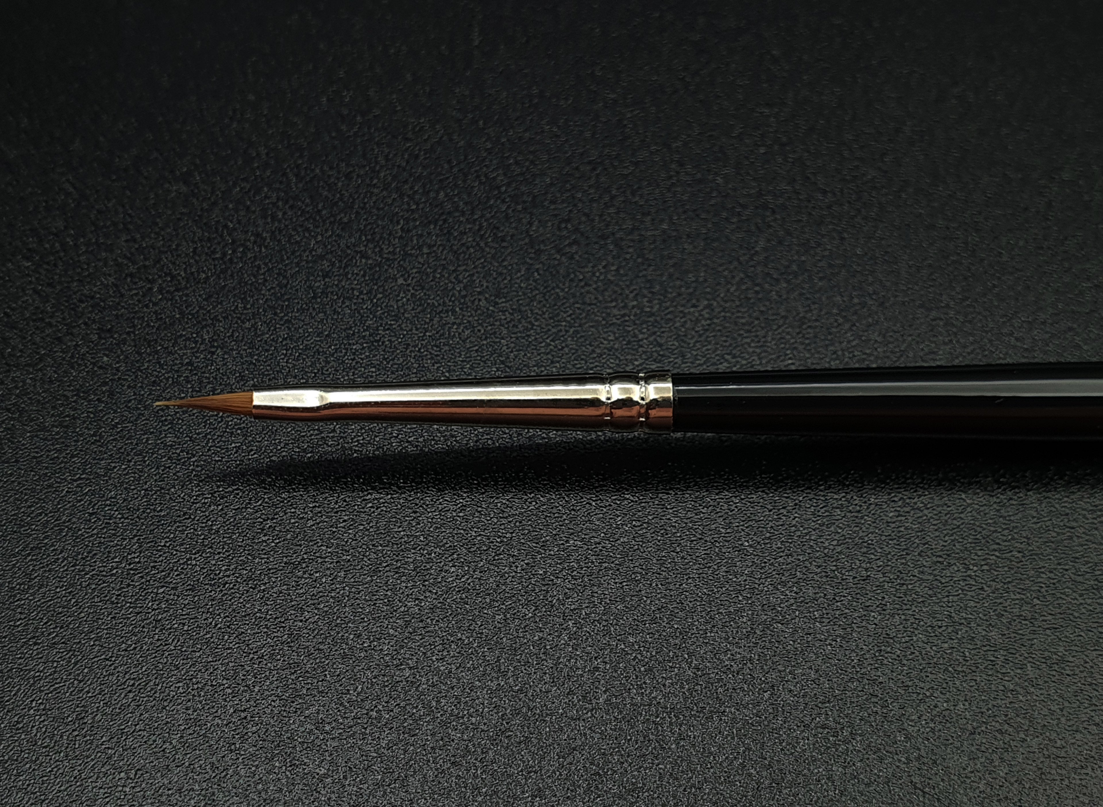 Rosemary & Co Series 66 — Kolinsky Sable Filbert