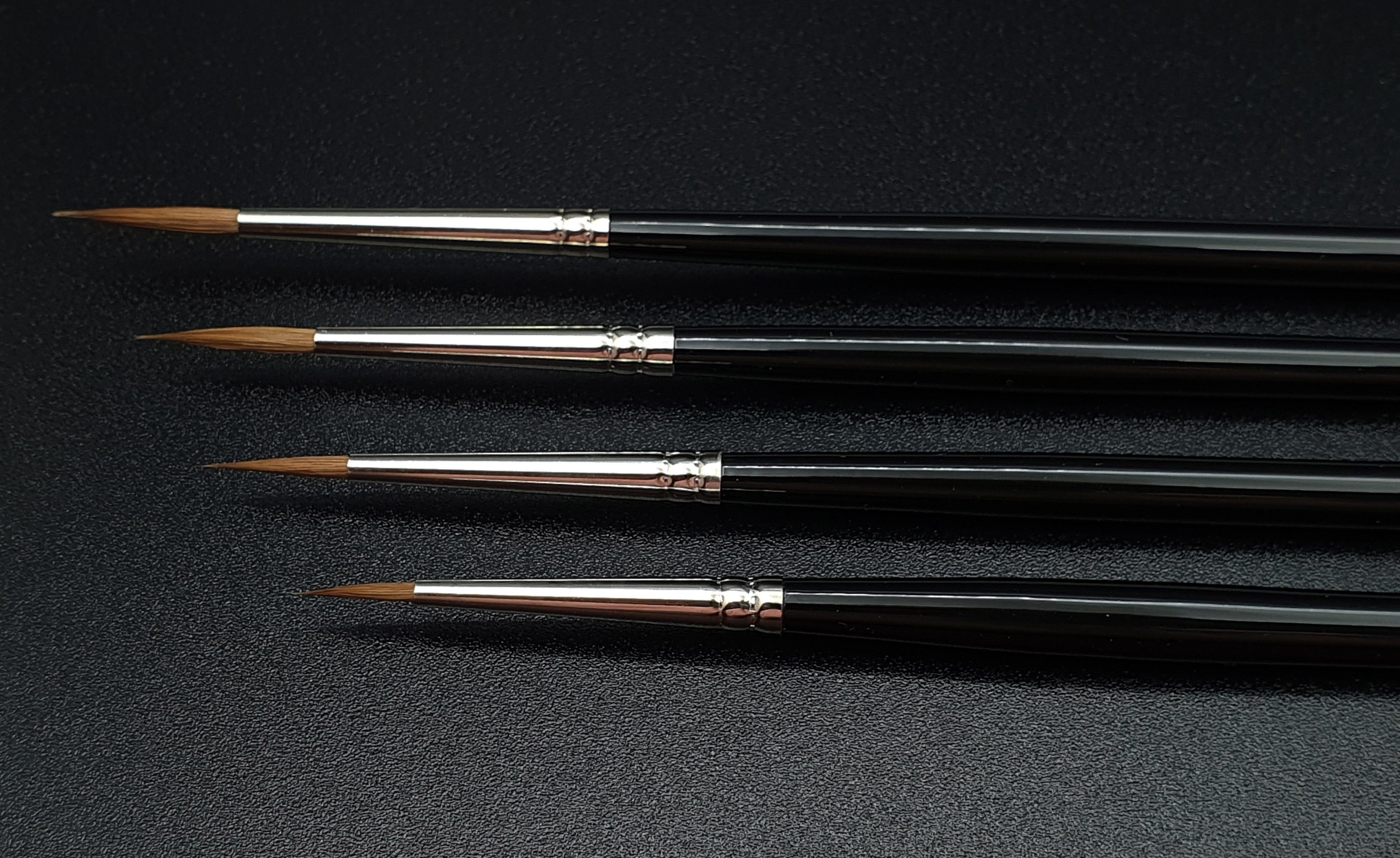 Rosemary & Co Series 22 — Kolinsky Sable Round