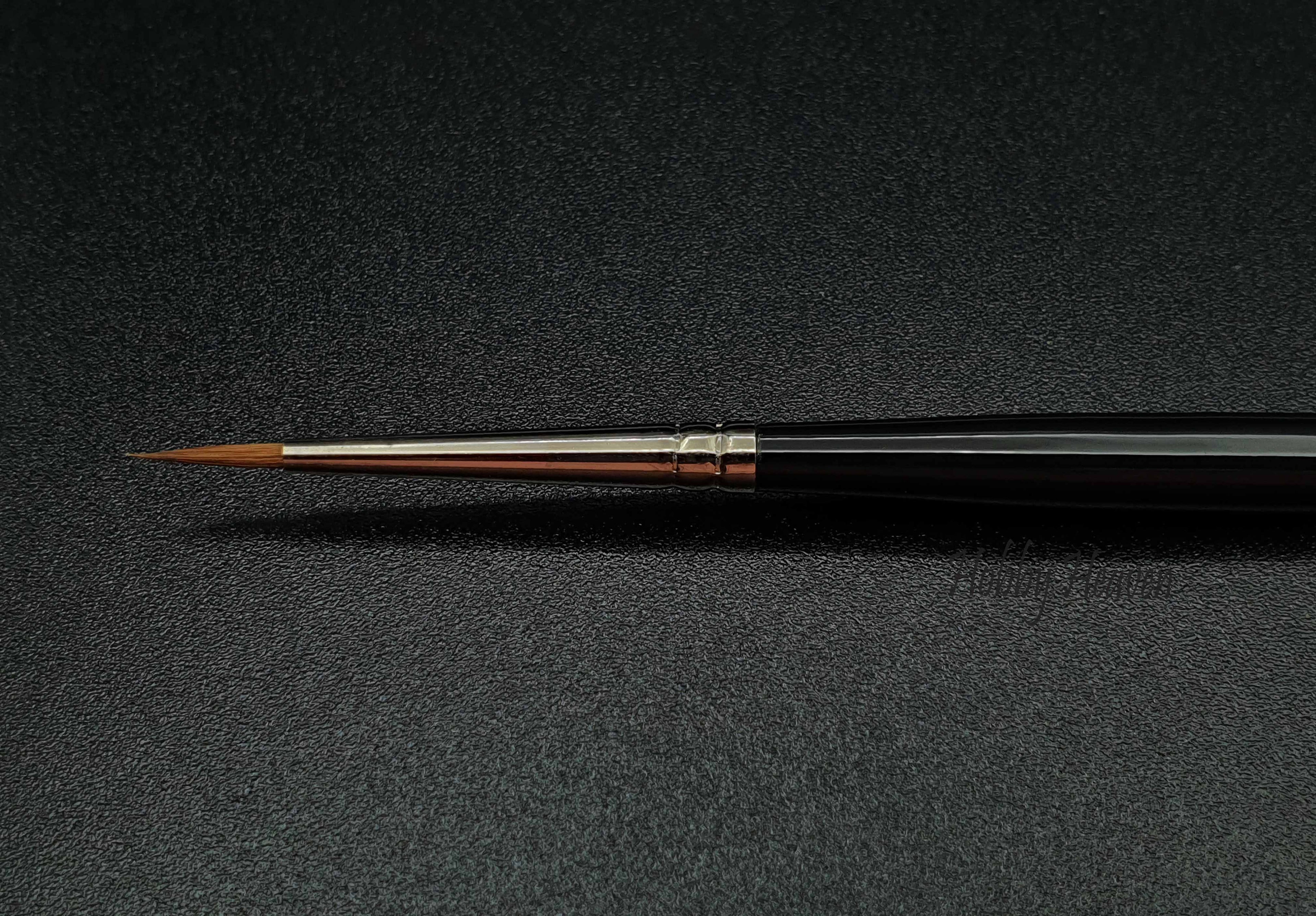 Rosemary & Co Series 22 — Kolinsky Sable Round