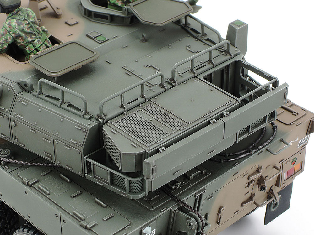 Close-up of the turret rear: the air conditioning unit and the rails around it