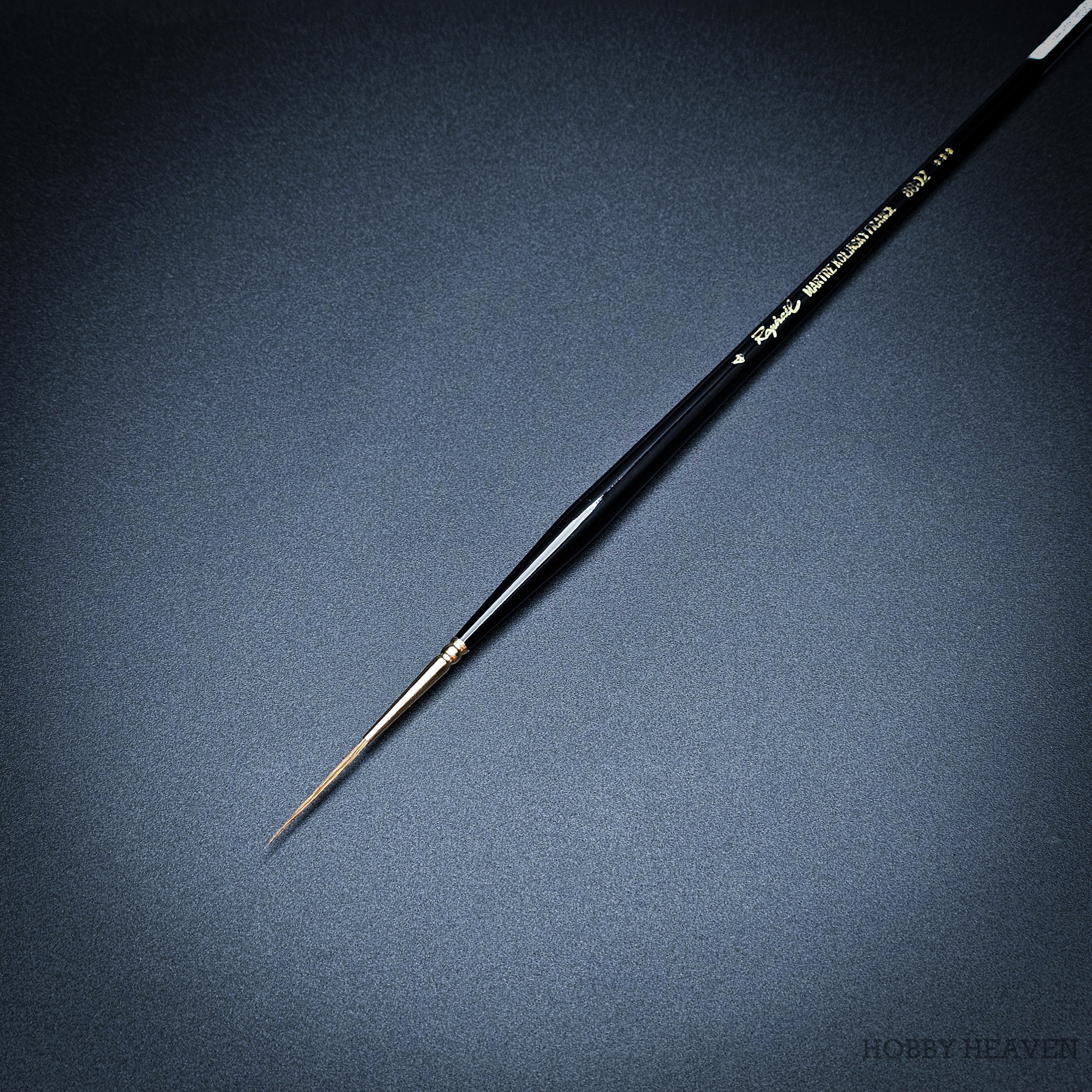 Raphael Series 8802 — Kolinsky Sable Rigger/Liner