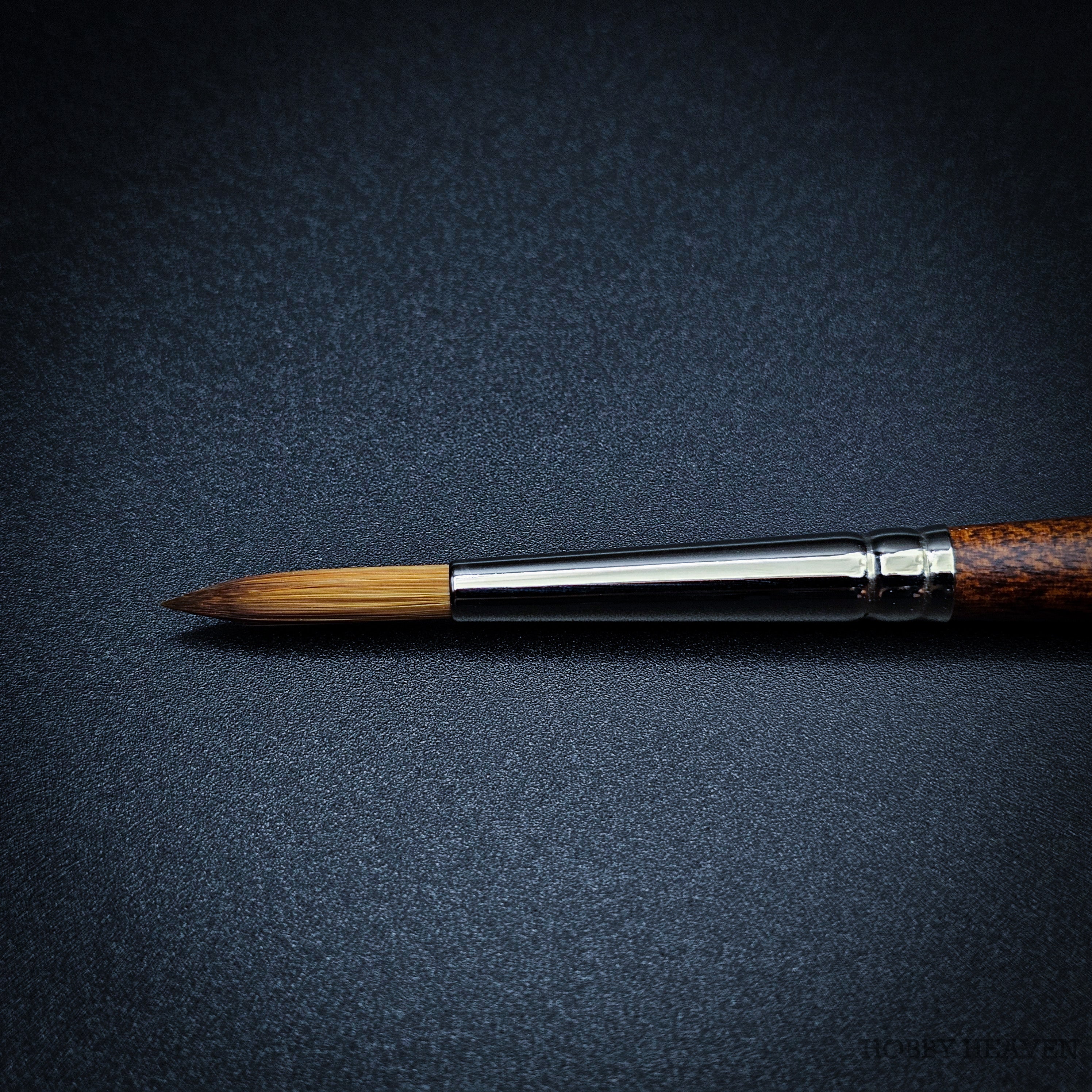 Raphael Precision 8504 — Synthetic Round