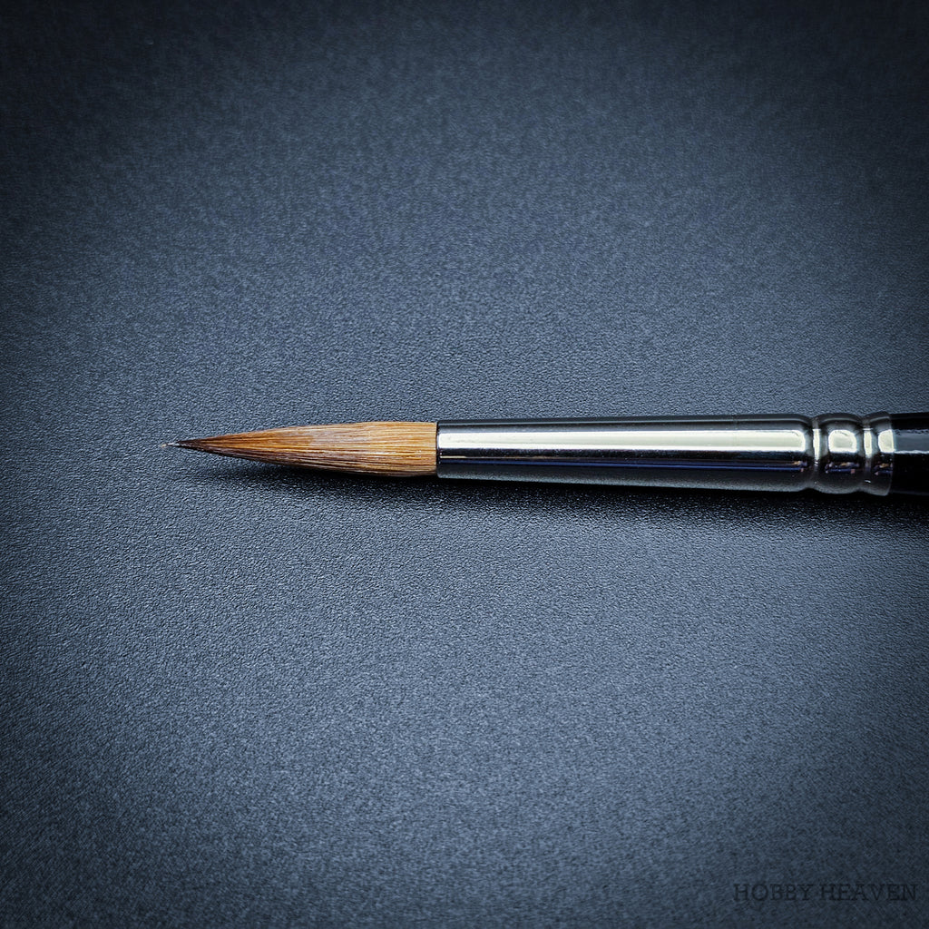 Raphael Series 8408 — Kolinsky Sable Round