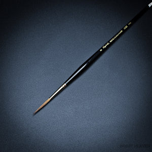 Raphael 8802 Kolinsky Sable Rigger Brush – Long Handle for Fine Detail Art