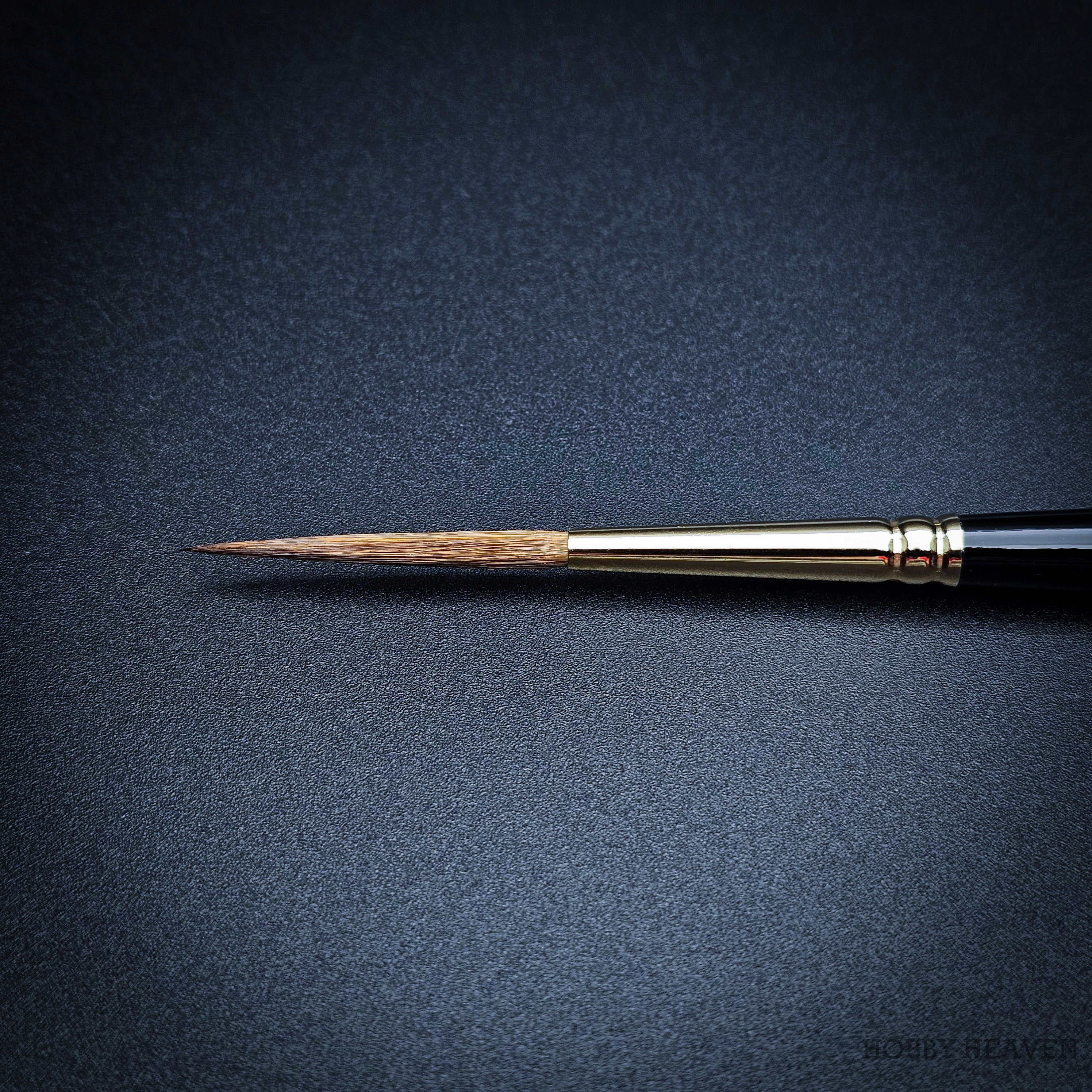 Raphael Series 8802 — Kolinsky Sable Rigger/Liner
