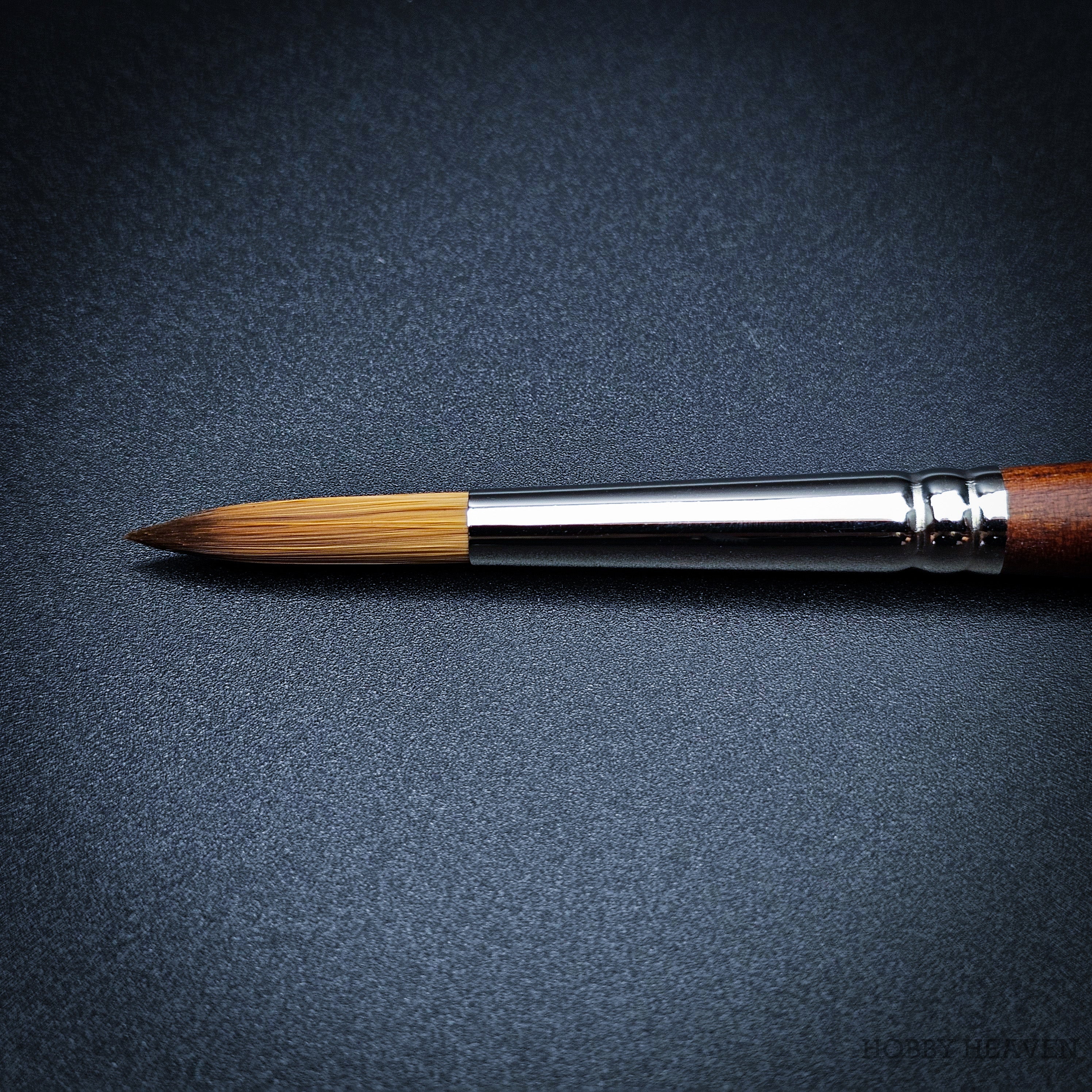 Raphael Precision 8504 — Synthetic Round