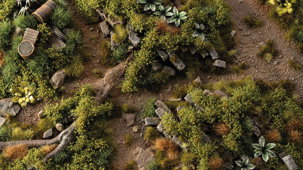 Gamers Grass Strong Green Shrubs applied on diorama base 6mm 75 tufts