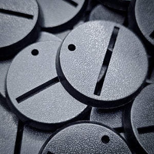 32mm Round Slotted Plastic Bases