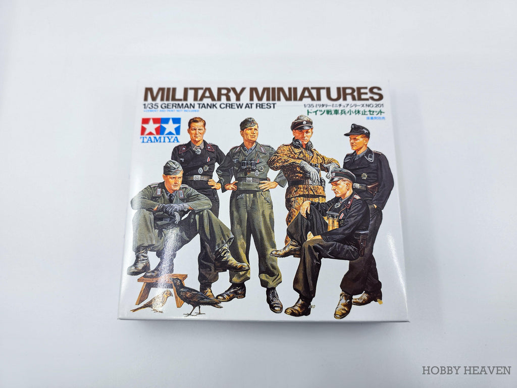 Tamiya 1/35 German Tank Crew At Rest 35201