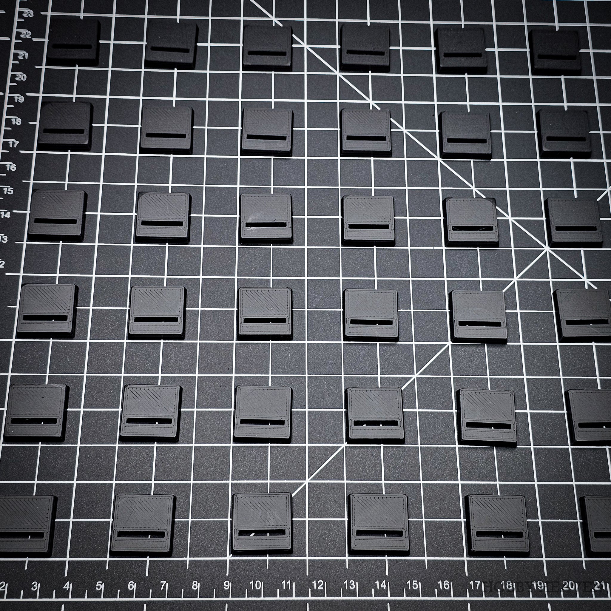 Buy War World Gaming | 50mm x 25mm Rectangular Slotted Plastic Bases | Pack of 20 | for 28mm Buy War World Gaming | 50mm x 25mm Rectangular Slotted Plastic Bases | Pack of 20 | for 28mm
