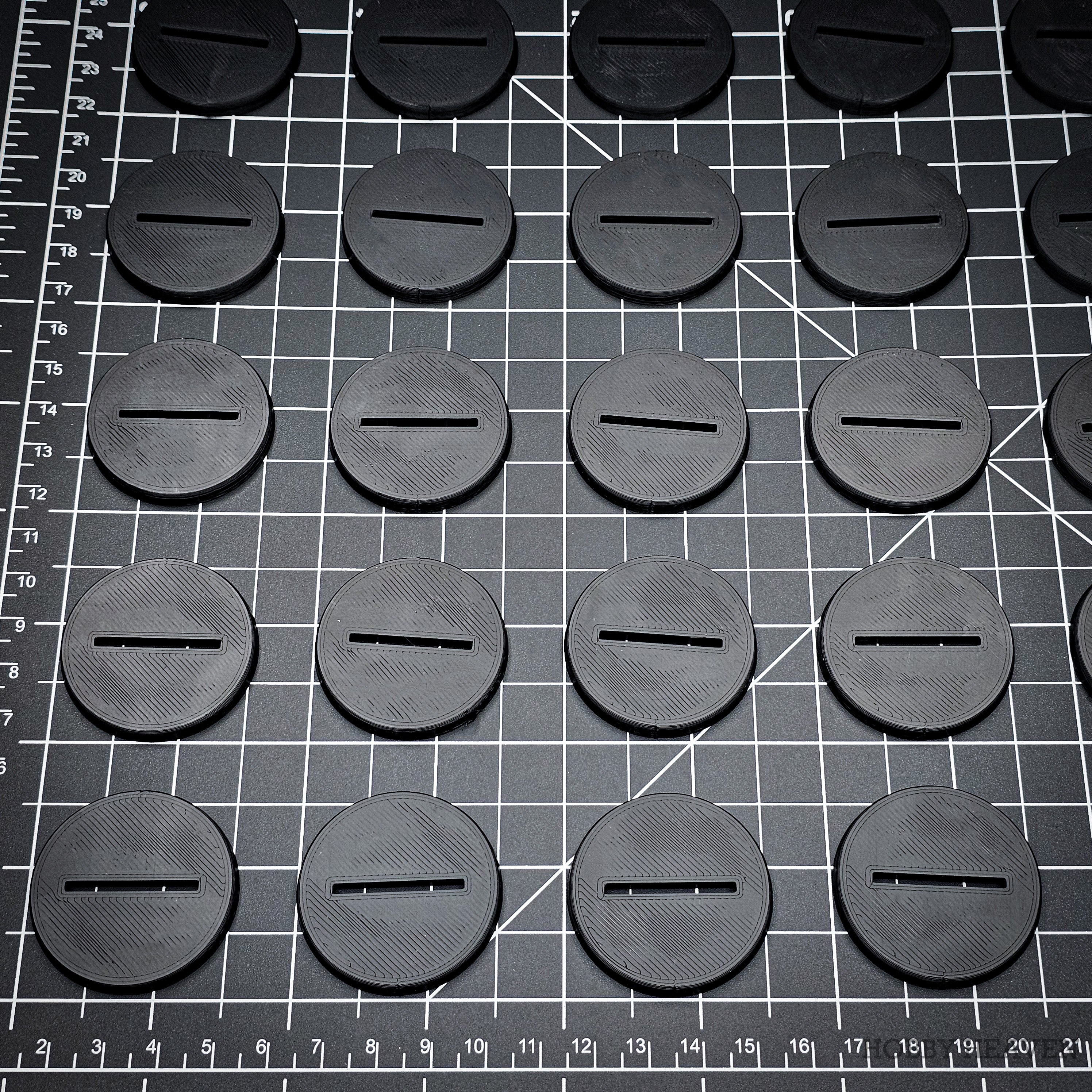 40mm Round Slotted Plastic Bases 3d Print