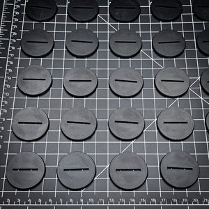 40mm Round Slotted Plastic Bases 3d Print