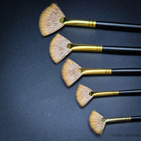 Rosemary & Co Eclipse Fan – Professional Synthetic Mongoose Fan Brushes
