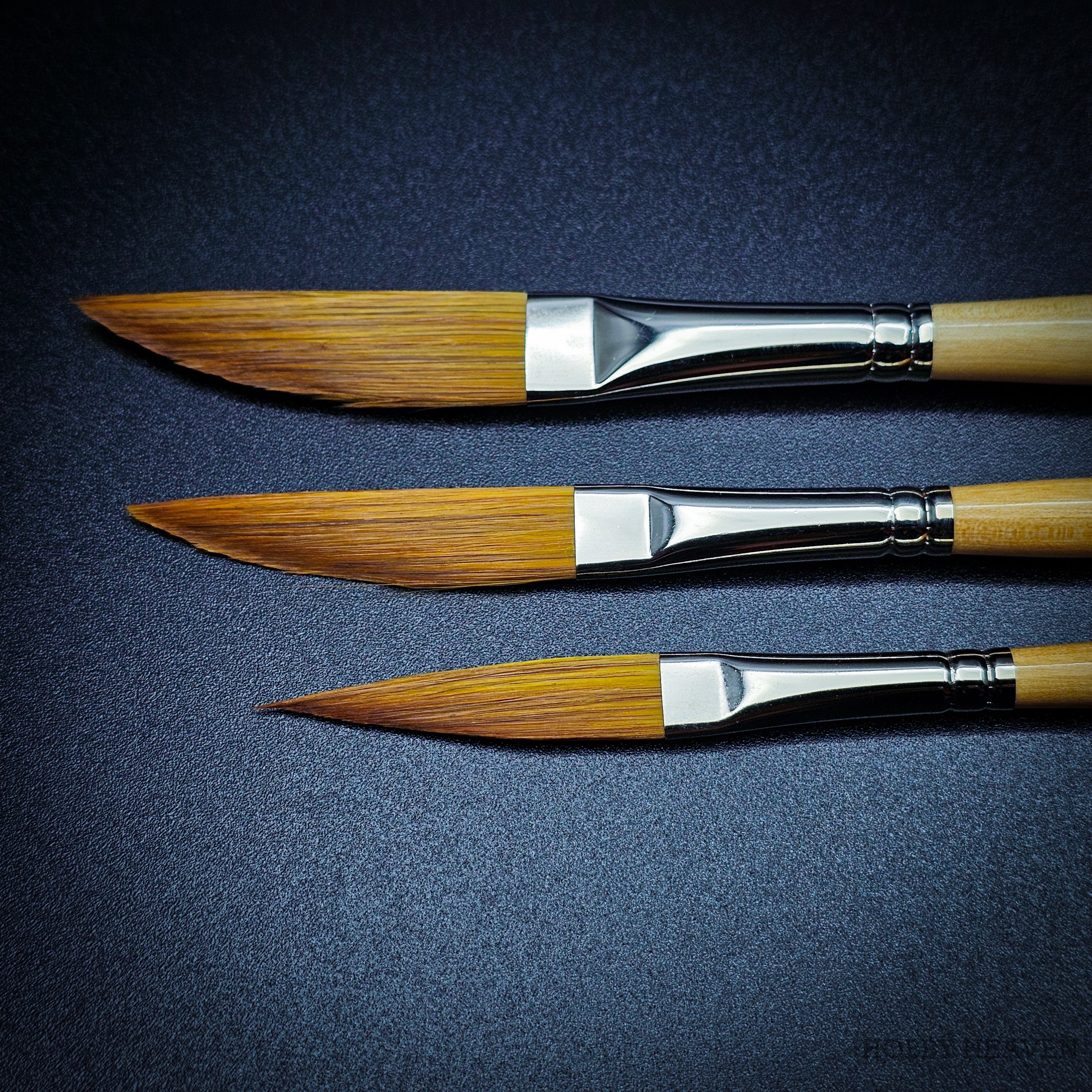 Rosemary & Co Series 770 — Synthetic Blend Dagger/Sword