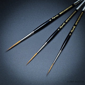 Raphaël Stradivarius Synthetic Kolinsky Sable Brush - Round, Size 6/0