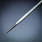 Alt Text: Artis Opus S Series S000 ultra-fine detail brush on black background