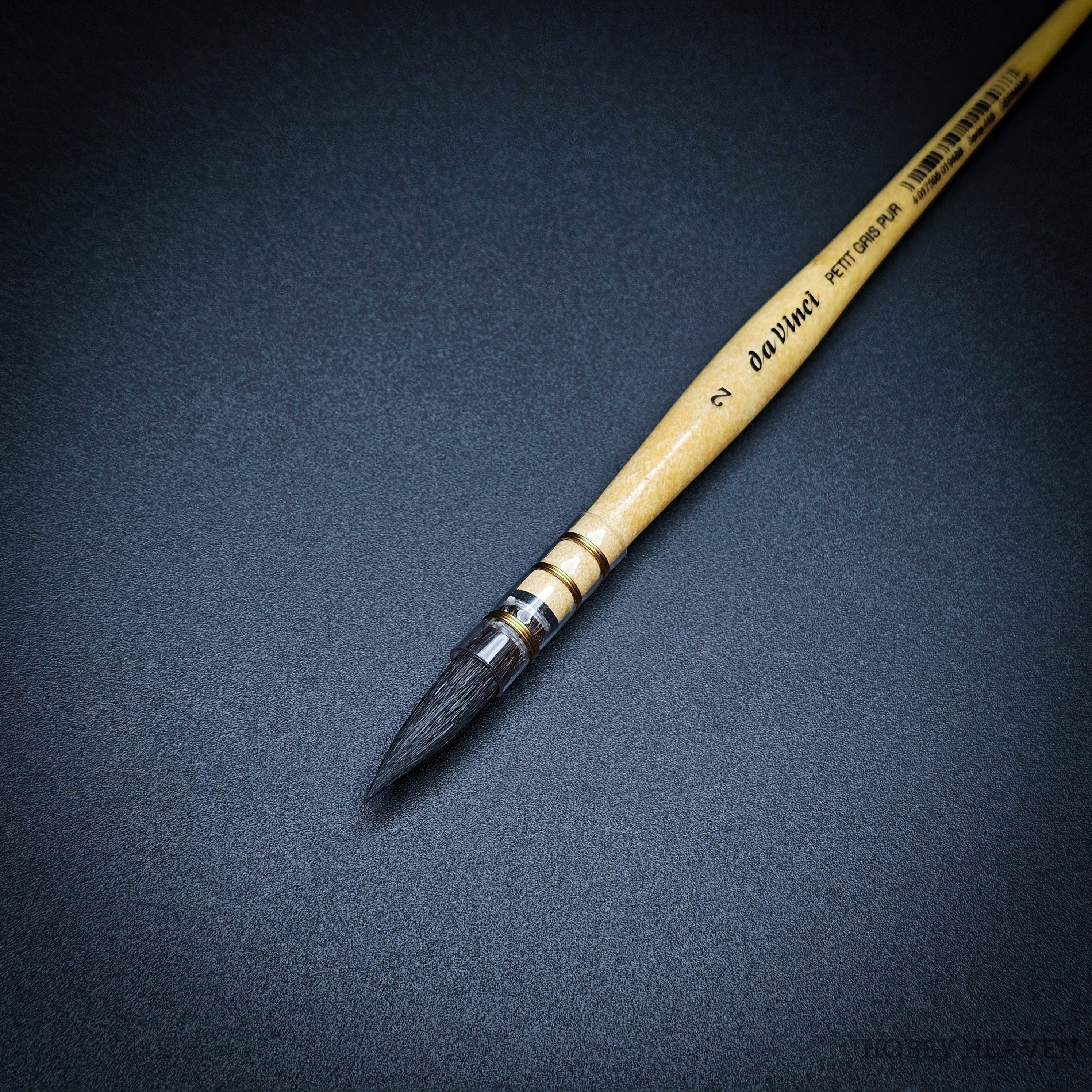 Full view of da Vinci 5247 Mop watercolour brush with wooden handle