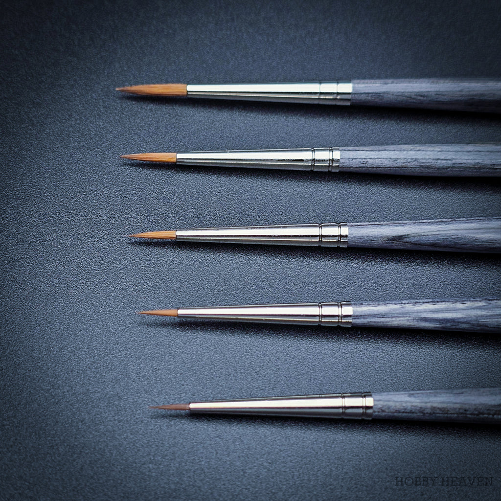 Da Vinci Colineo Miniature Brushes - precision for miniature painting and fine lines.