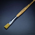 da Vinci Junior 4211 Flat Brush (Size 12) on black background, perfect for broad strokes and washes