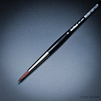 da Vinci TOP-ACRYL 4220 Round Brush (Size 6) on black background, showcasing fine point for detailed acrylic and oil work
