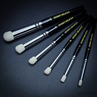 Hobby Heaven 6-piece dry brush set XS–XXL arranged in a size lineup showing goat hair bristles for miniature painting.
