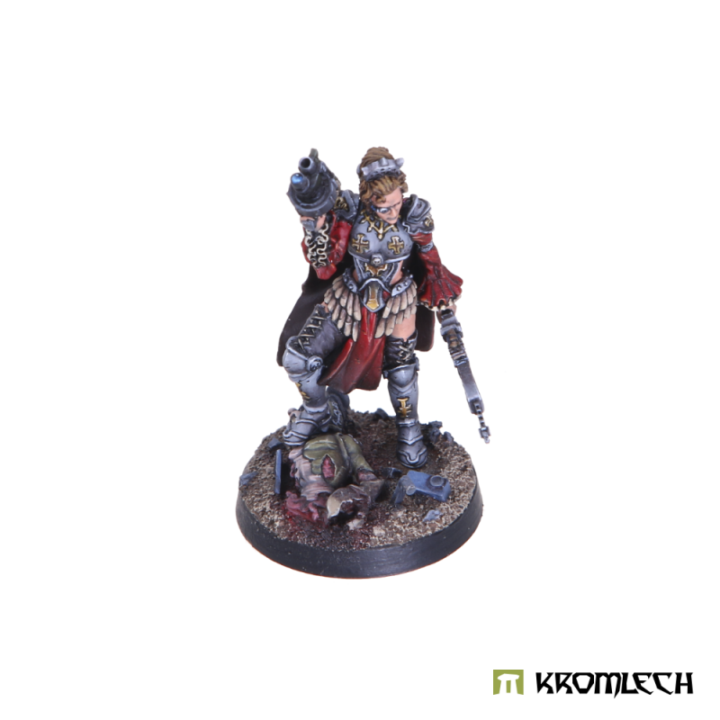 Kromlech Ingrid von Schwarzheim painted from above on her round base, the slain mutant visible