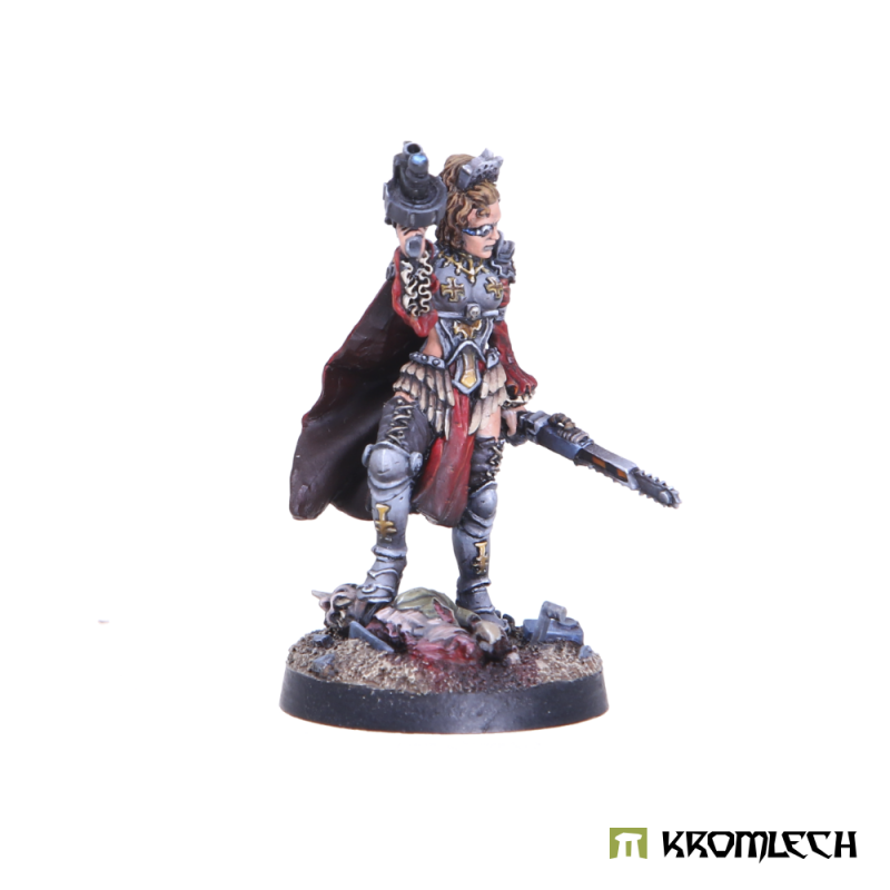 Kromlech Ingrid von Schwarzheim painted from the left, cloak spread and a chain blade held low