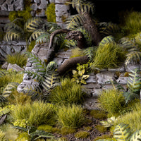 Vibrant diorama featuring Jungle XL 12mm - Wild XL Tufts, showcasing a diverse tropical landscape with dense undergrowth, creating a realistic rainforest floor scene that demonstrates the product's effectiveness in bringing jungle environments to life
