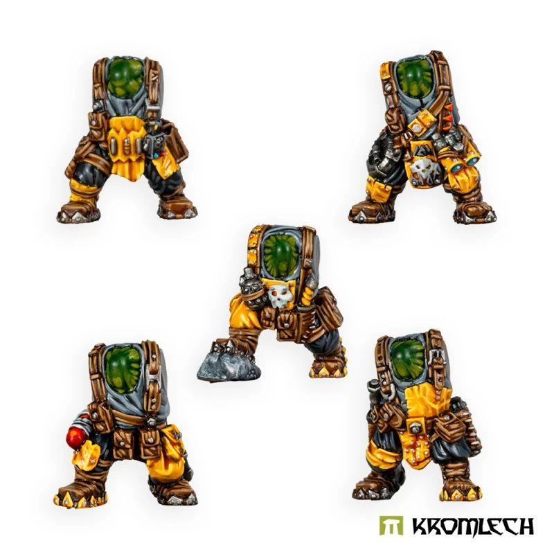 Kromlech Orc Mercenaries Bodies (5) KRCB385 - Hobby Heaven