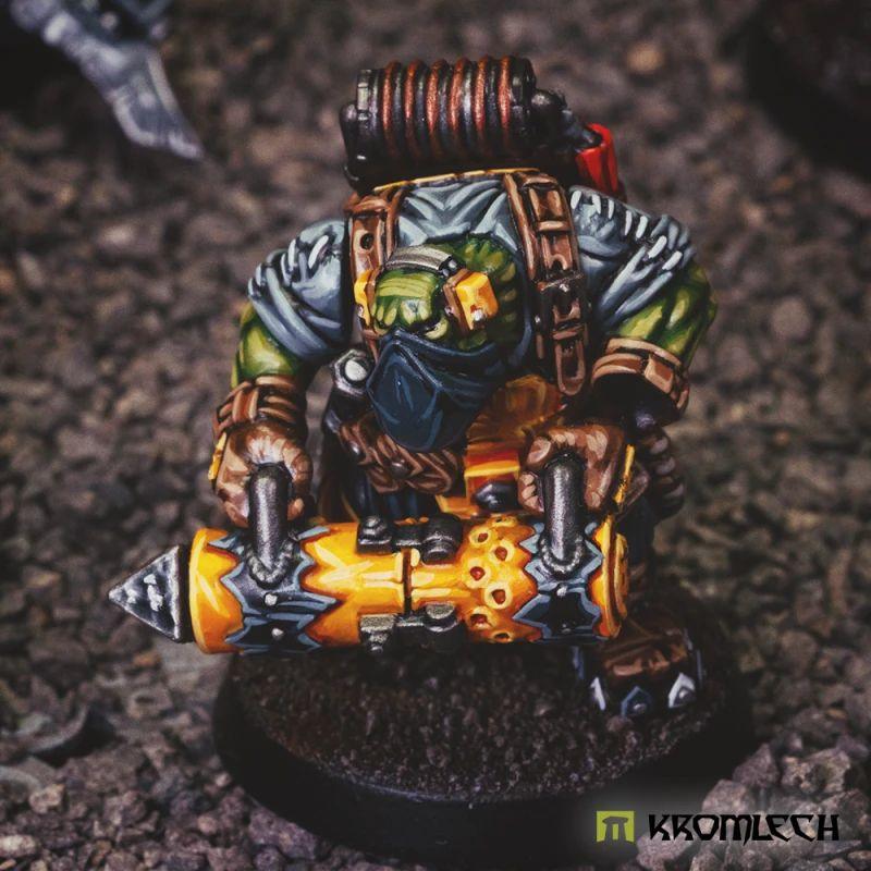 Kromlech Orc Mercenaries Bodies (5) KRCB385 - Hobby Heaven