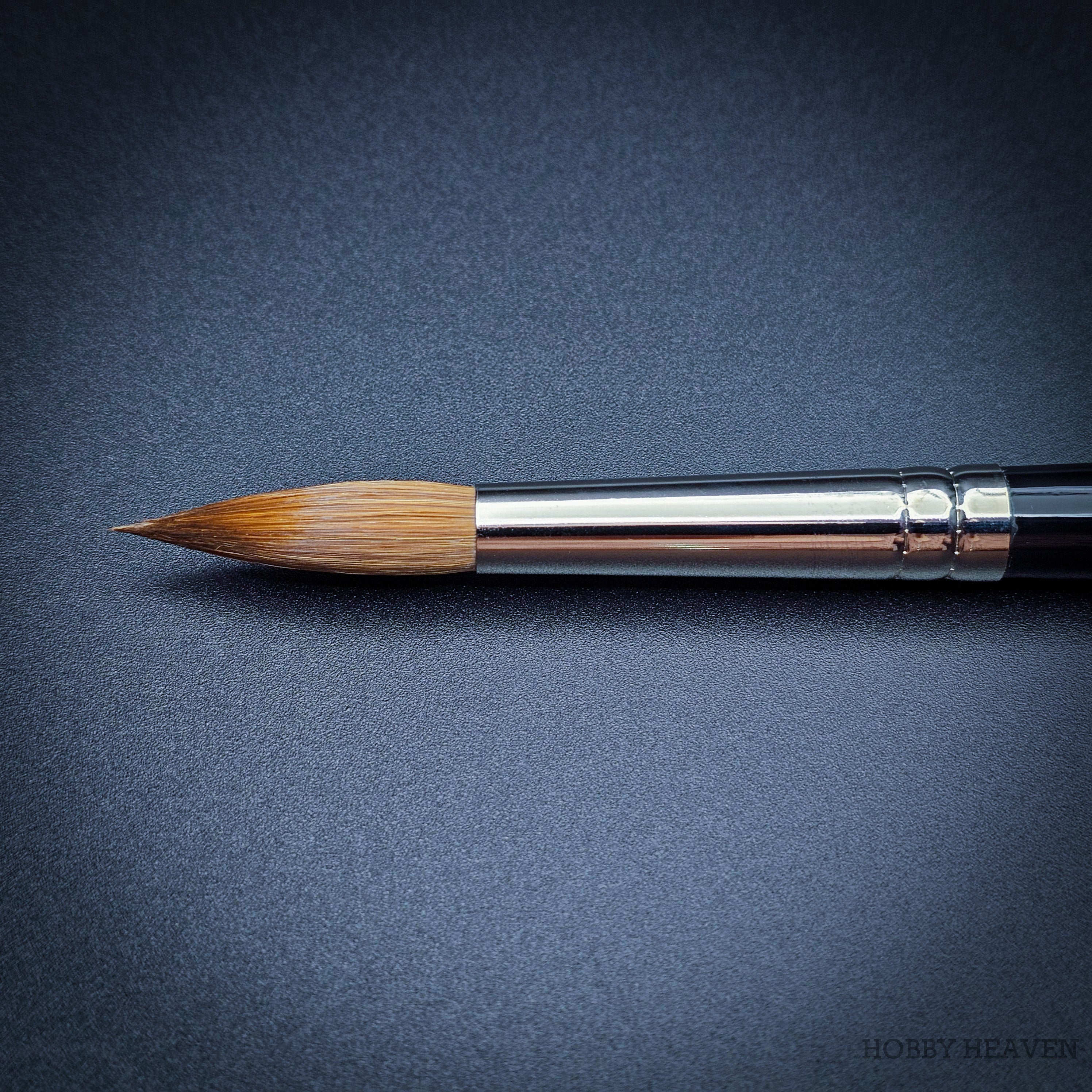 Rosemary & Co Series 99 — Red Sable Round