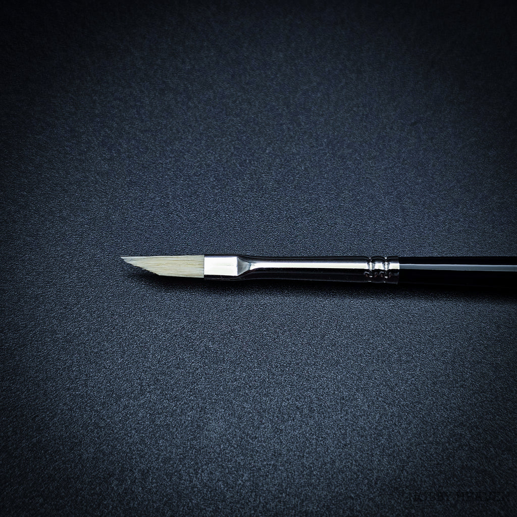 Rosemary & Co Tisch Bristle Dagger — Hog/Bristle Dagger/Sword