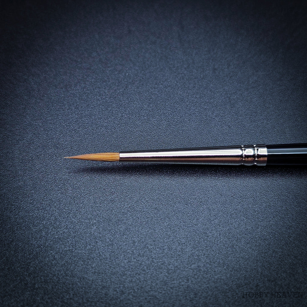 Rosemary & Co Series 99 — Red Sable Round