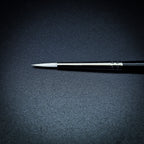 Close-up of Snowdrop size 2 long handle brush head
