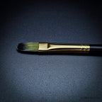 Rosemary & Co Evergreen Filbert size 4 long handle head close-up - Hobby Heaven