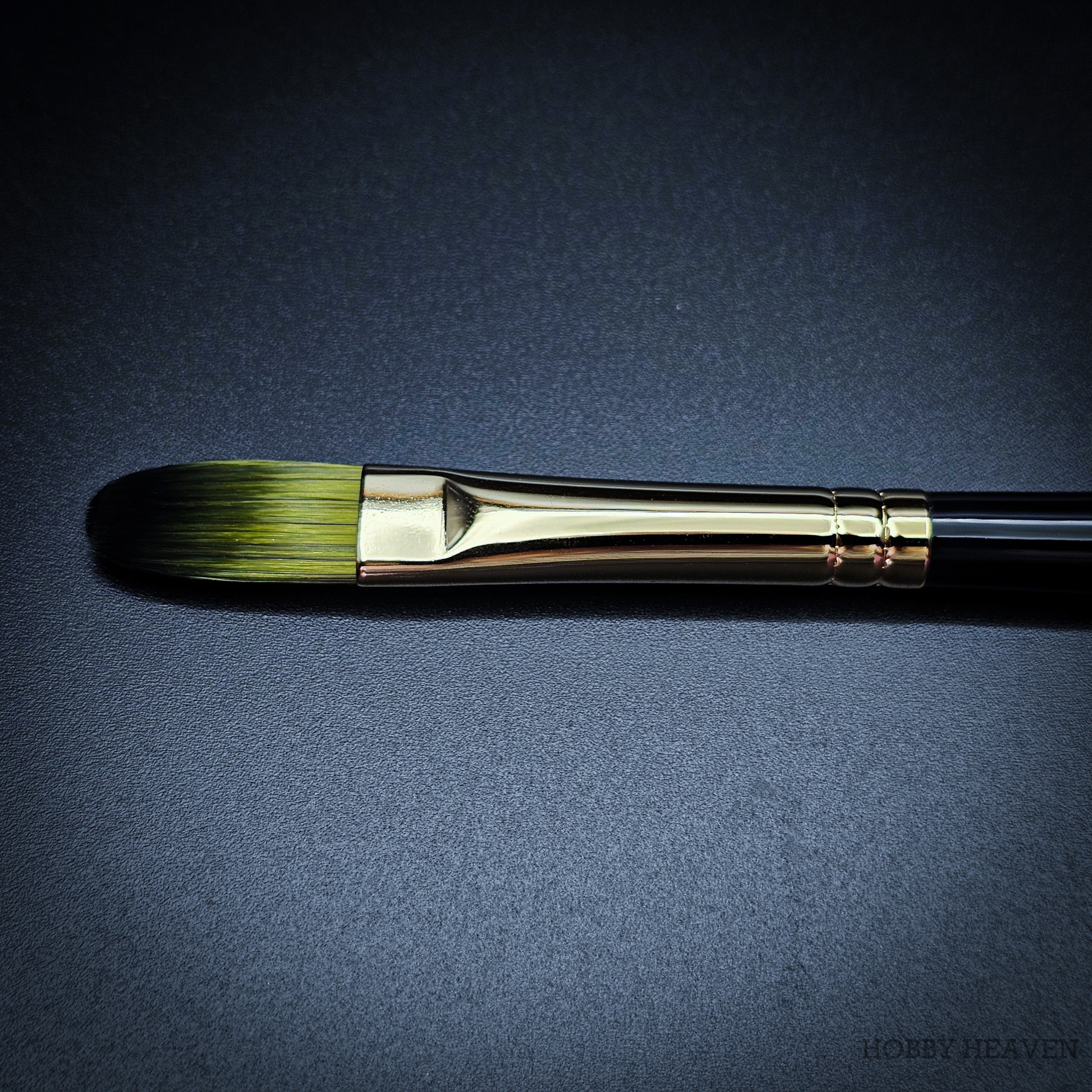 Rosemary & Co Evergreen Filbert size 6 long handle head close-up - Hobby Heaven